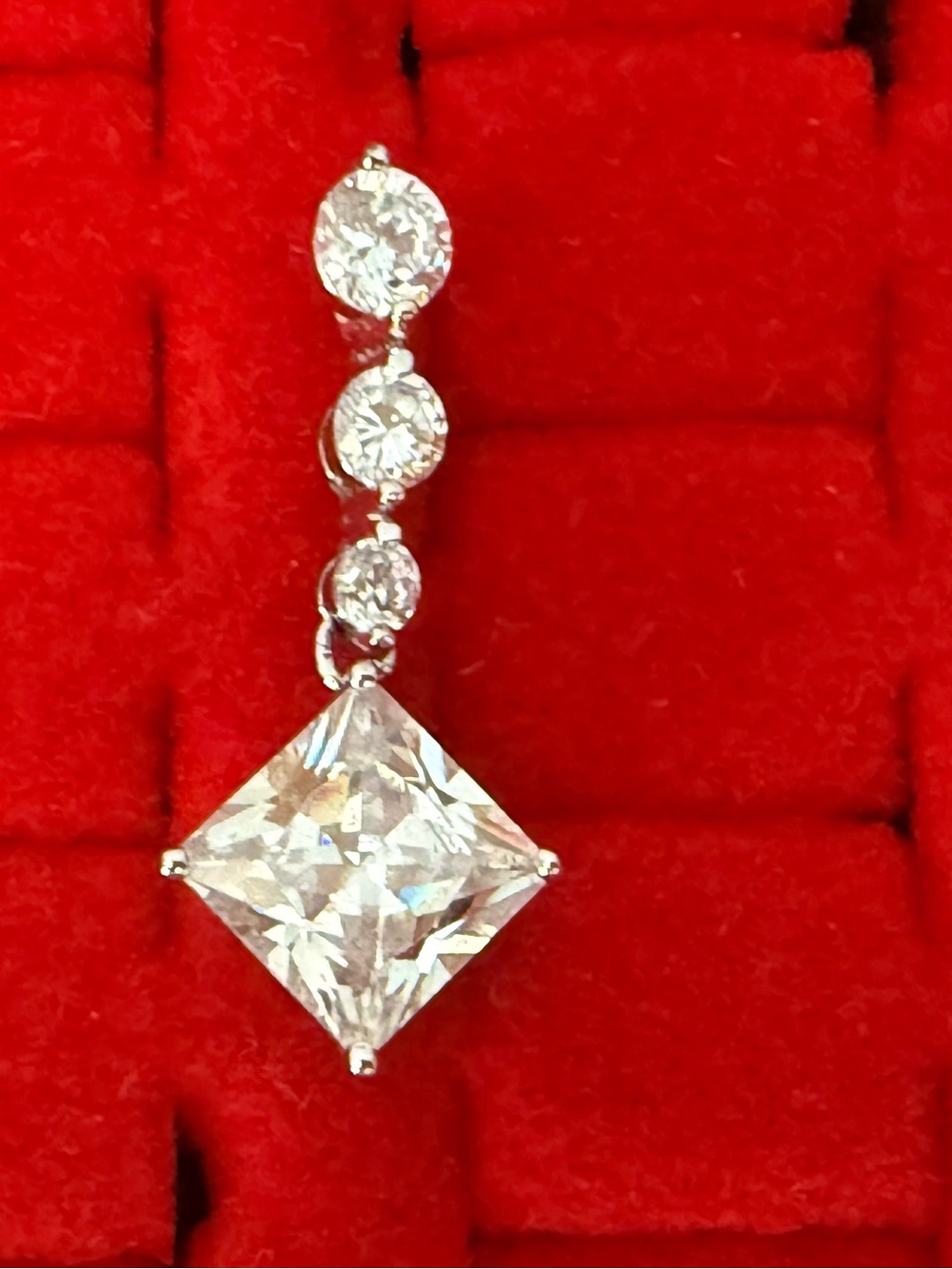 925 Silver Cubic Zirconia Drop Pendant